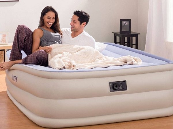 air mattresses with legs