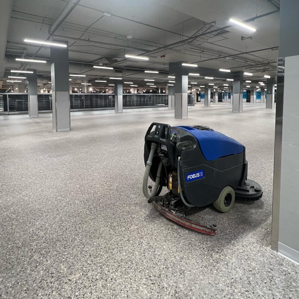 scrubber dryer floor cleaning machine	